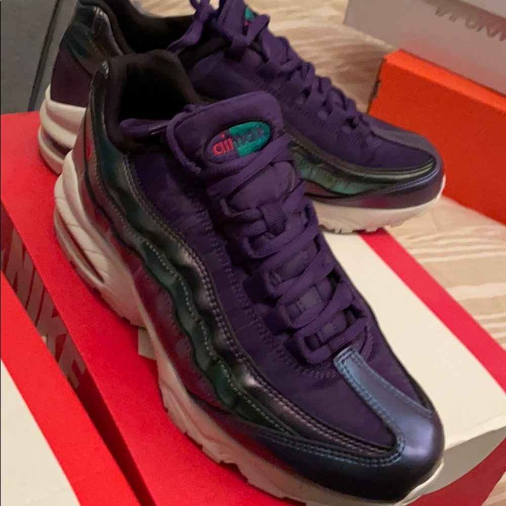Air Max 95 - Picture 2 of 5